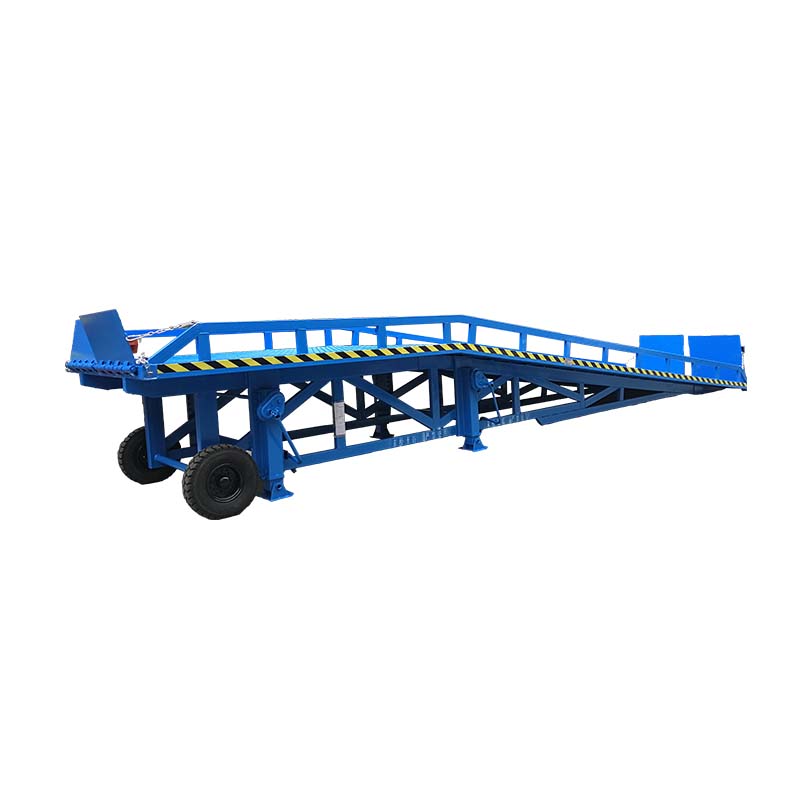 Mobile boarding bridge